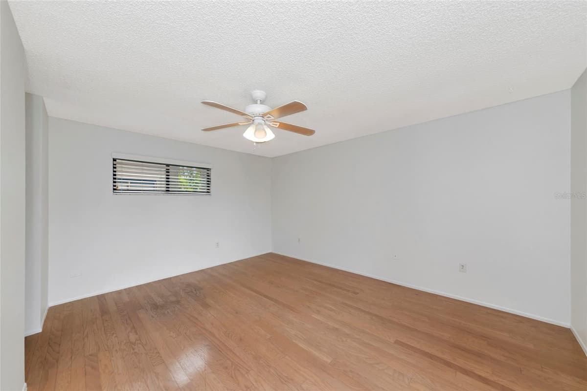 116 WOODLAND PLACE — photo 24 of 45