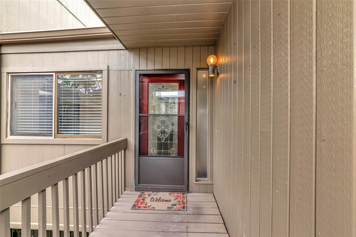 116 WOODLAND PLACE — photo 3 of 45