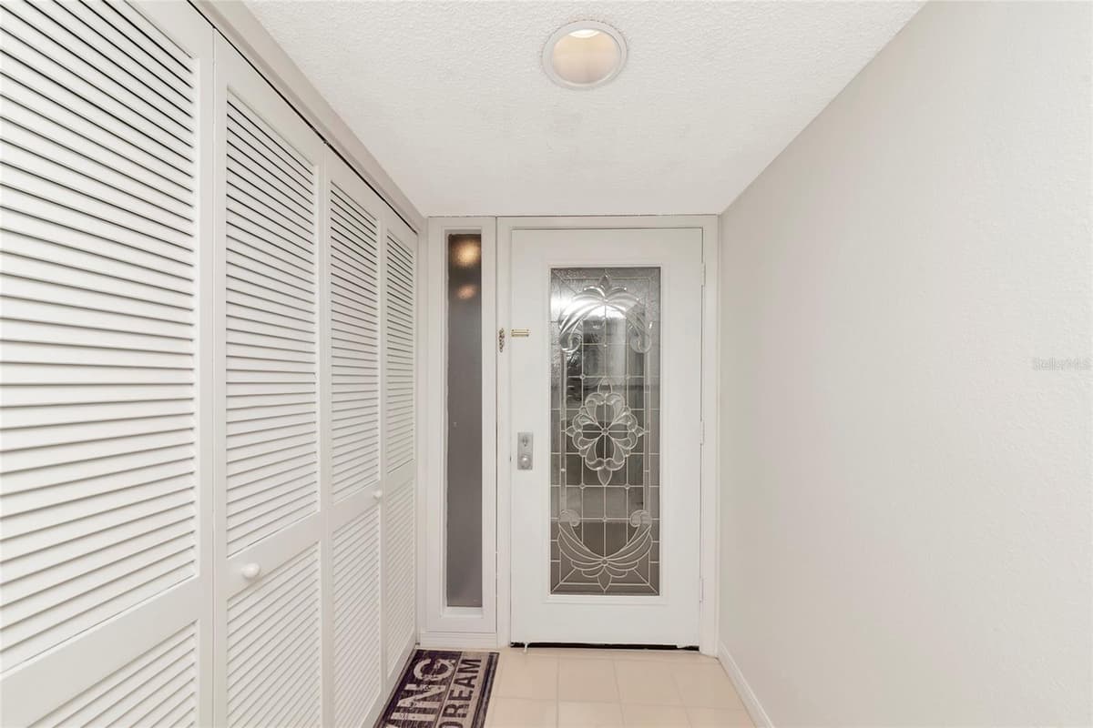 116 WOODLAND PLACE — photo 6 of 45