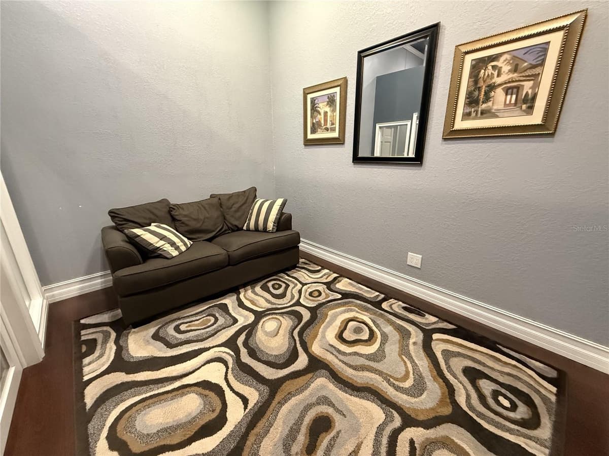 245 BLUE SPRINGS AVENUE — photo 4 of 16