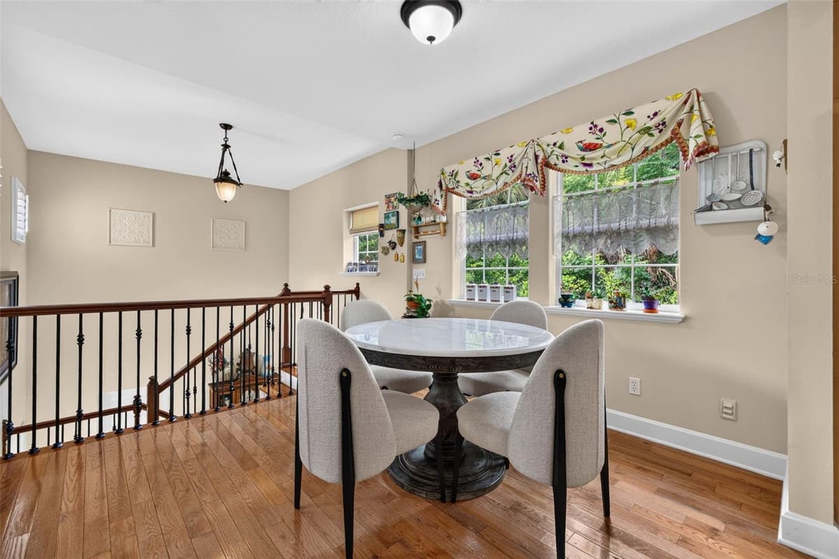 322 ROEBLING ROAD — photo 9 of 46