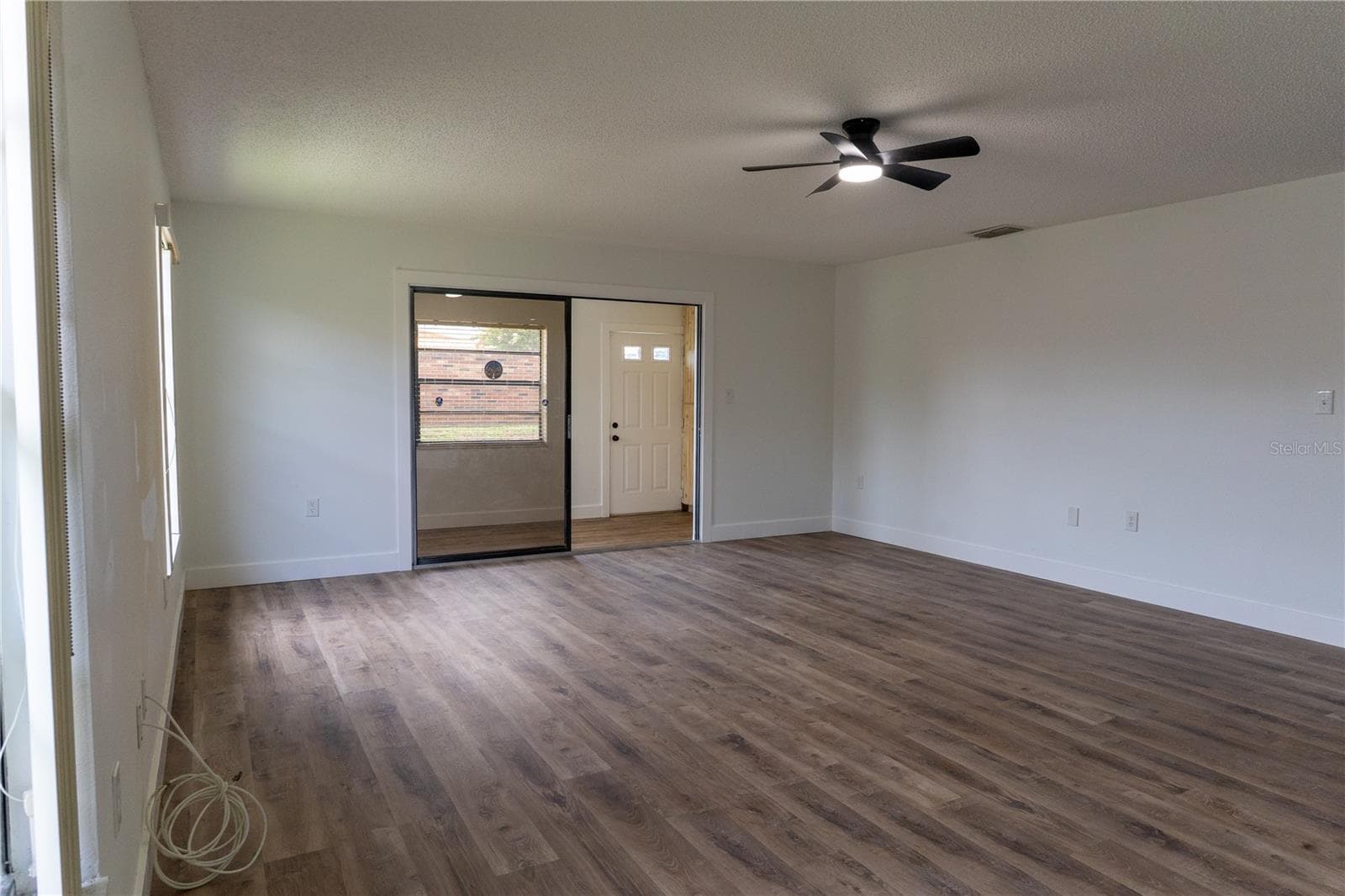 661 LAKE CAROLYN CIRCLE — photo 29 of 38