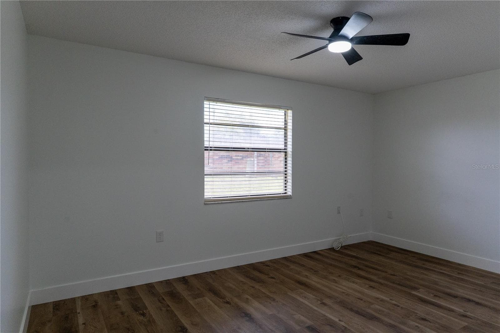661 LAKE CAROLYN CIRCLE — photo 24 of 38