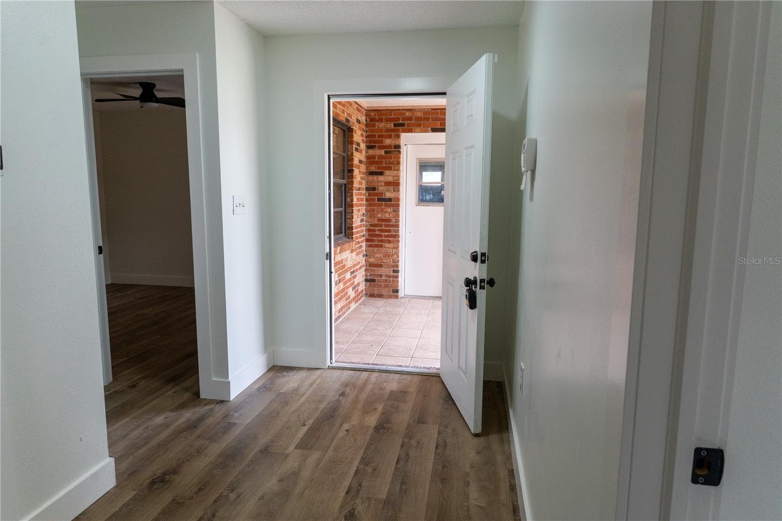 661 LAKE CAROLYN CIRCLE — photo 37 of 38