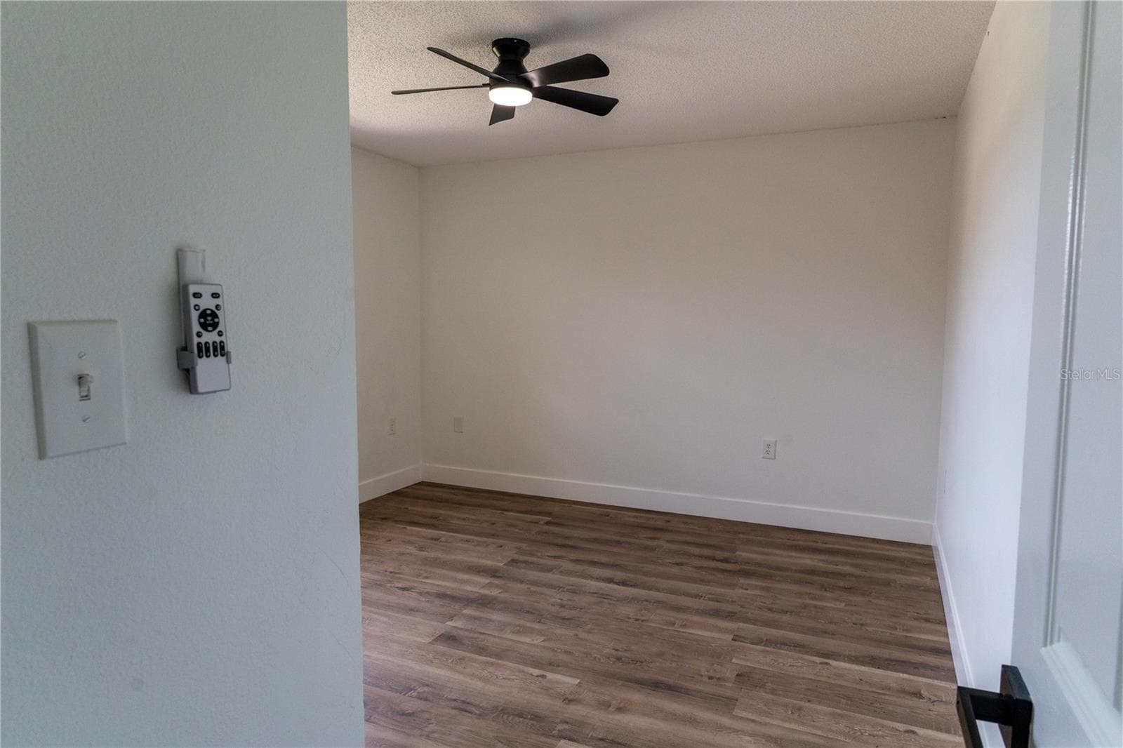 661 LAKE CAROLYN CIRCLE — photo 18 of 38