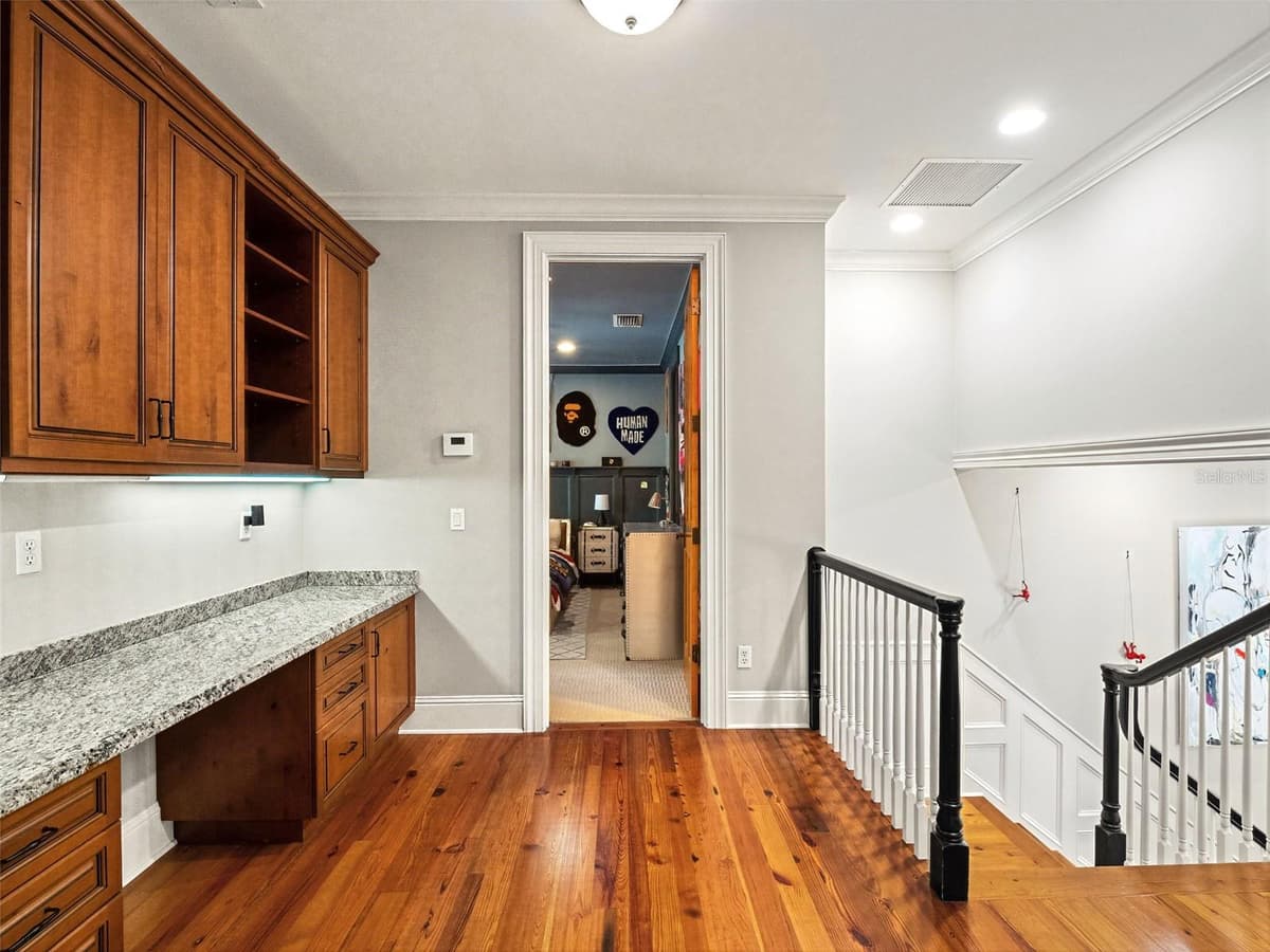1600 LEGION DRIVE — photo 40 of 70