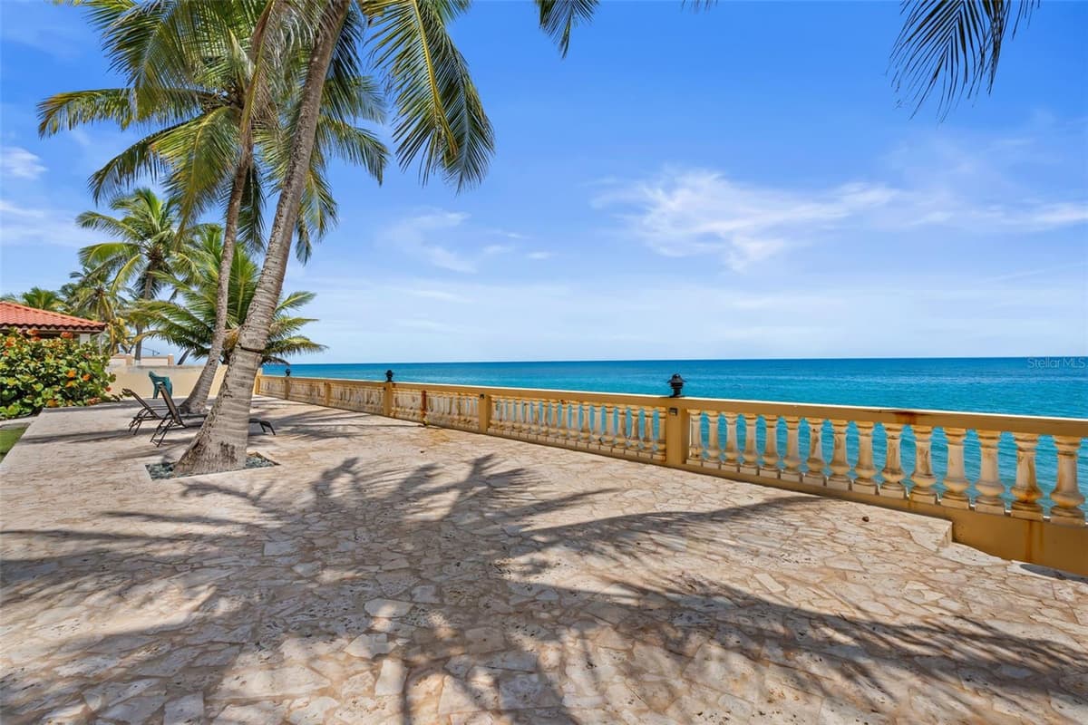 8 CONDO OCEAN VIEW CASTLE — photo 8 of 56