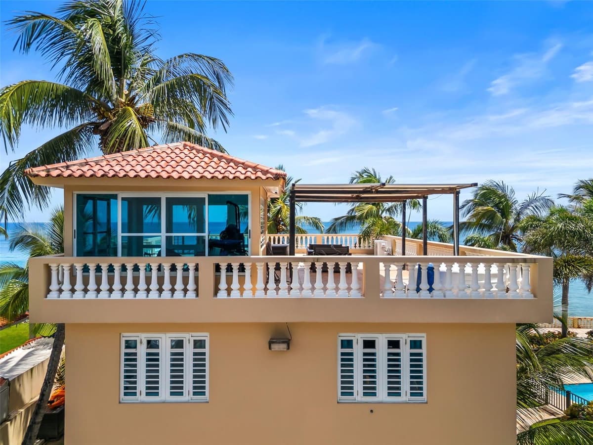 8 CONDO OCEAN VIEW CASTLE — photo 5 of 56