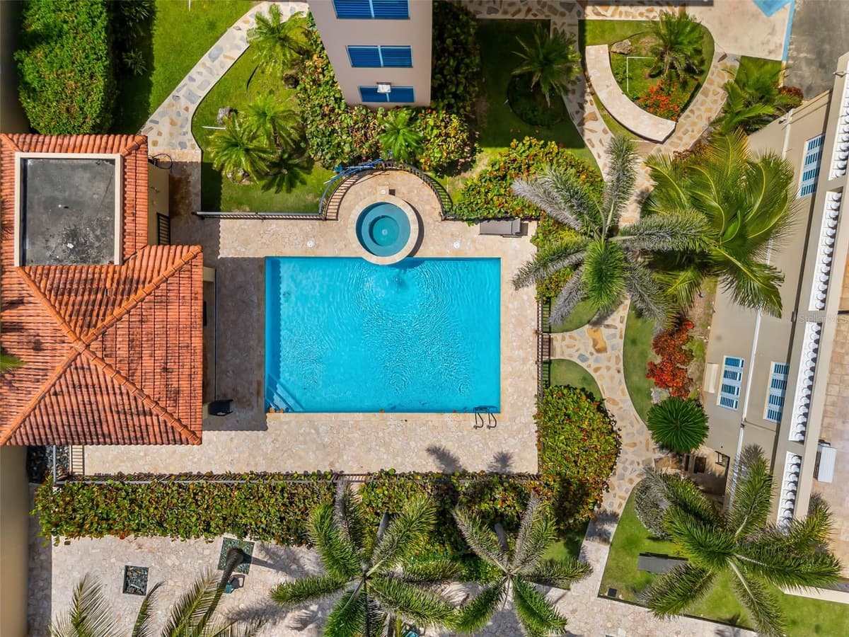 8 CONDO OCEAN VIEW CASTLE — photo 49 of 56