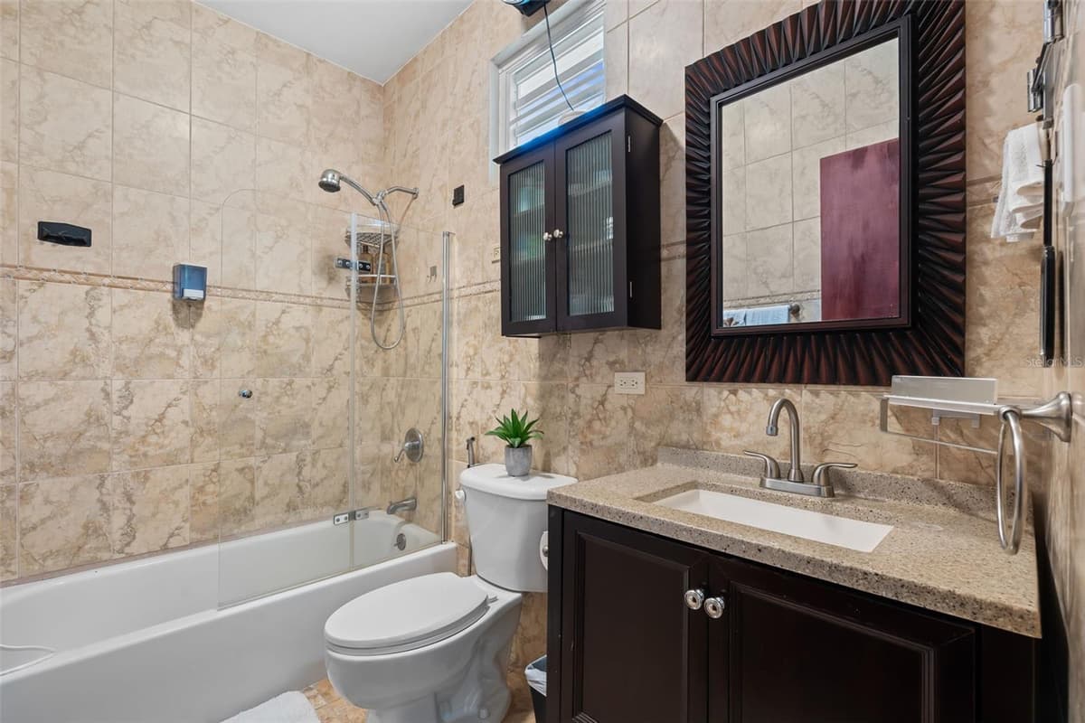 8 CONDO OCEAN VIEW CASTLE — photo 31 of 56