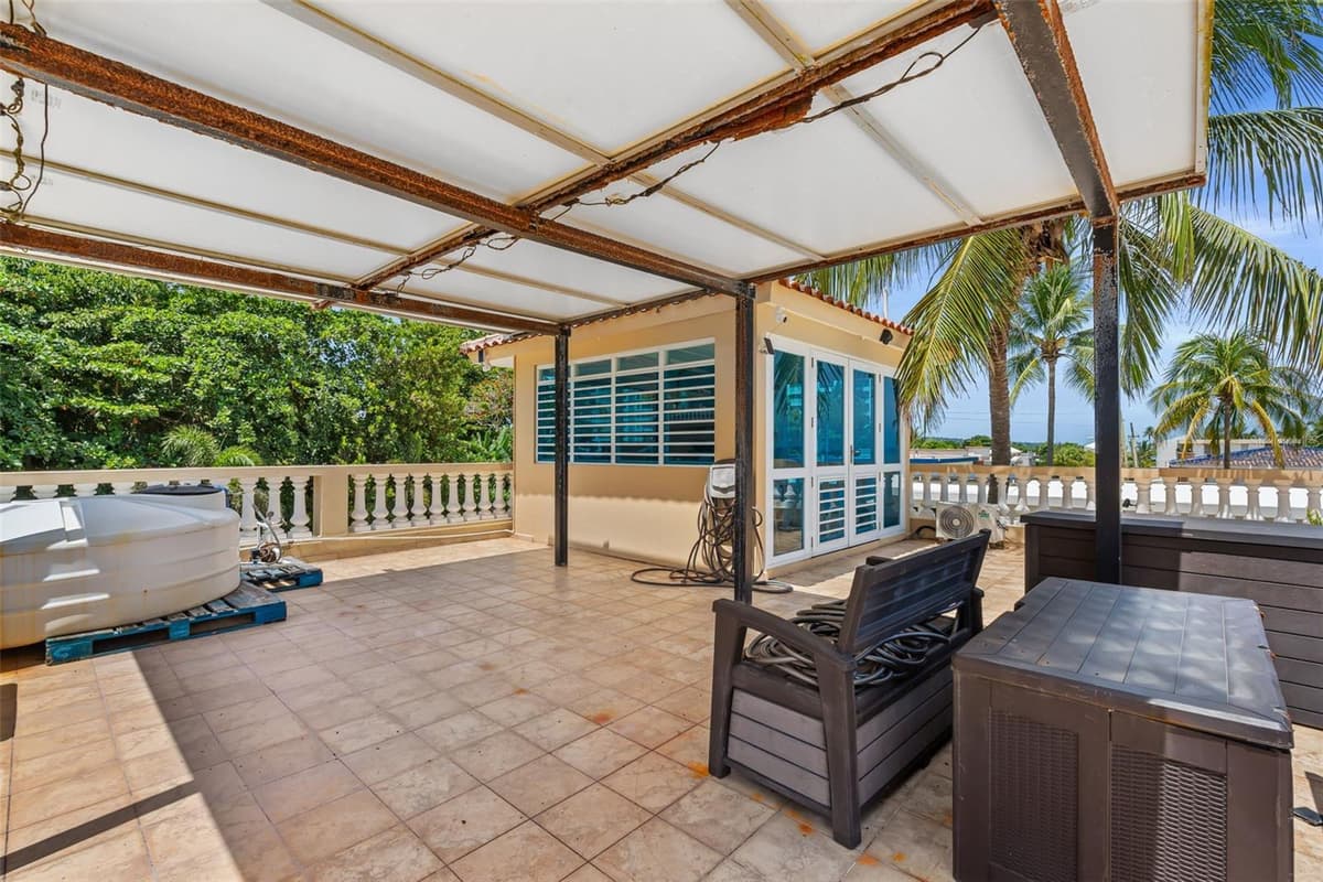 8 CONDO OCEAN VIEW CASTLE — photo 35 of 56