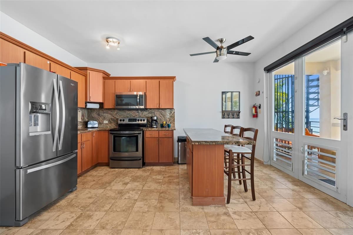 8 CONDO OCEAN VIEW CASTLE — photo 17 of 56