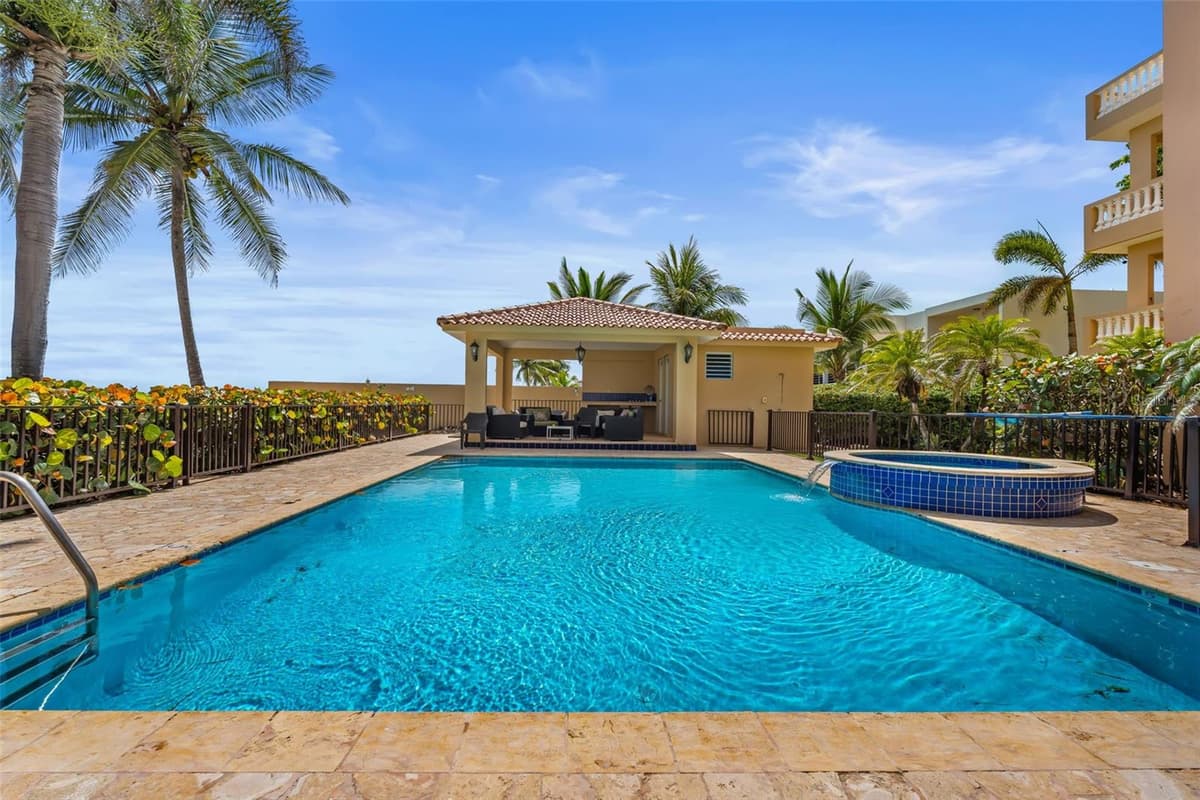 8 CONDO OCEAN VIEW CASTLE — photo 9 of 56