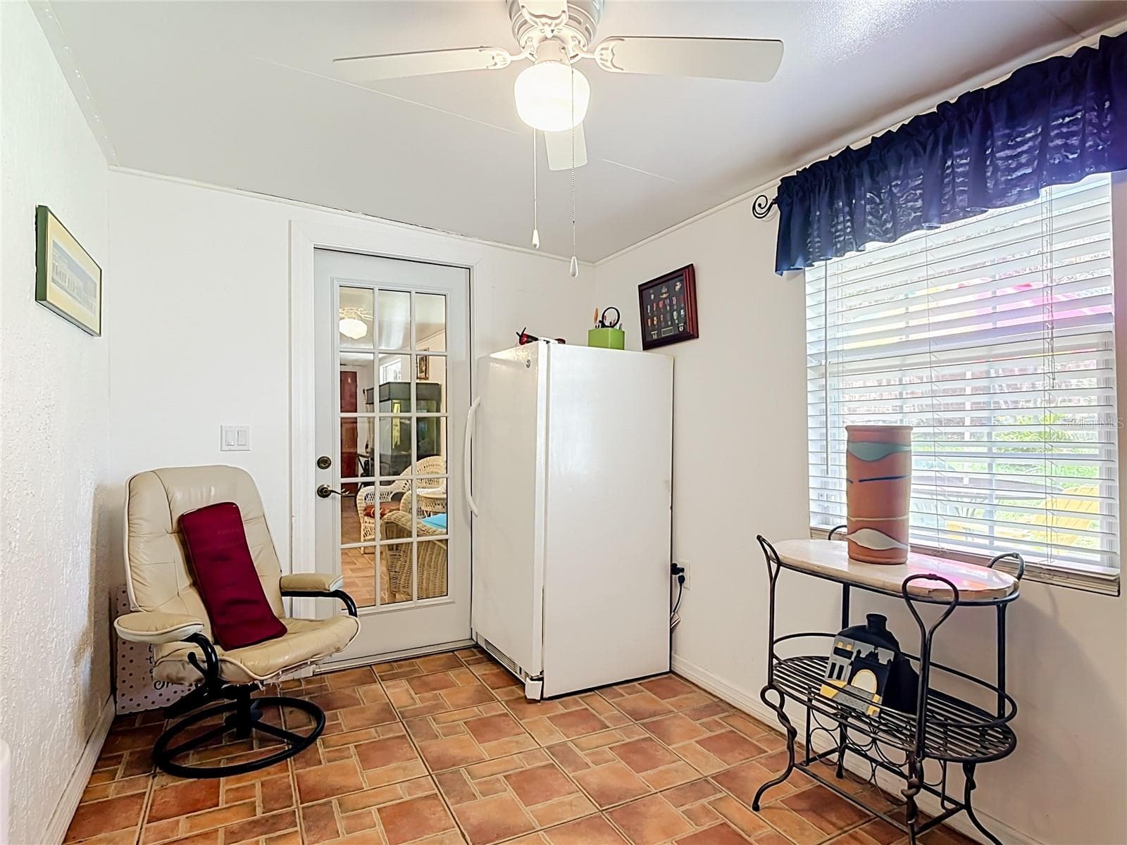 14208 AVONLEA COURT — photo 27 of 54