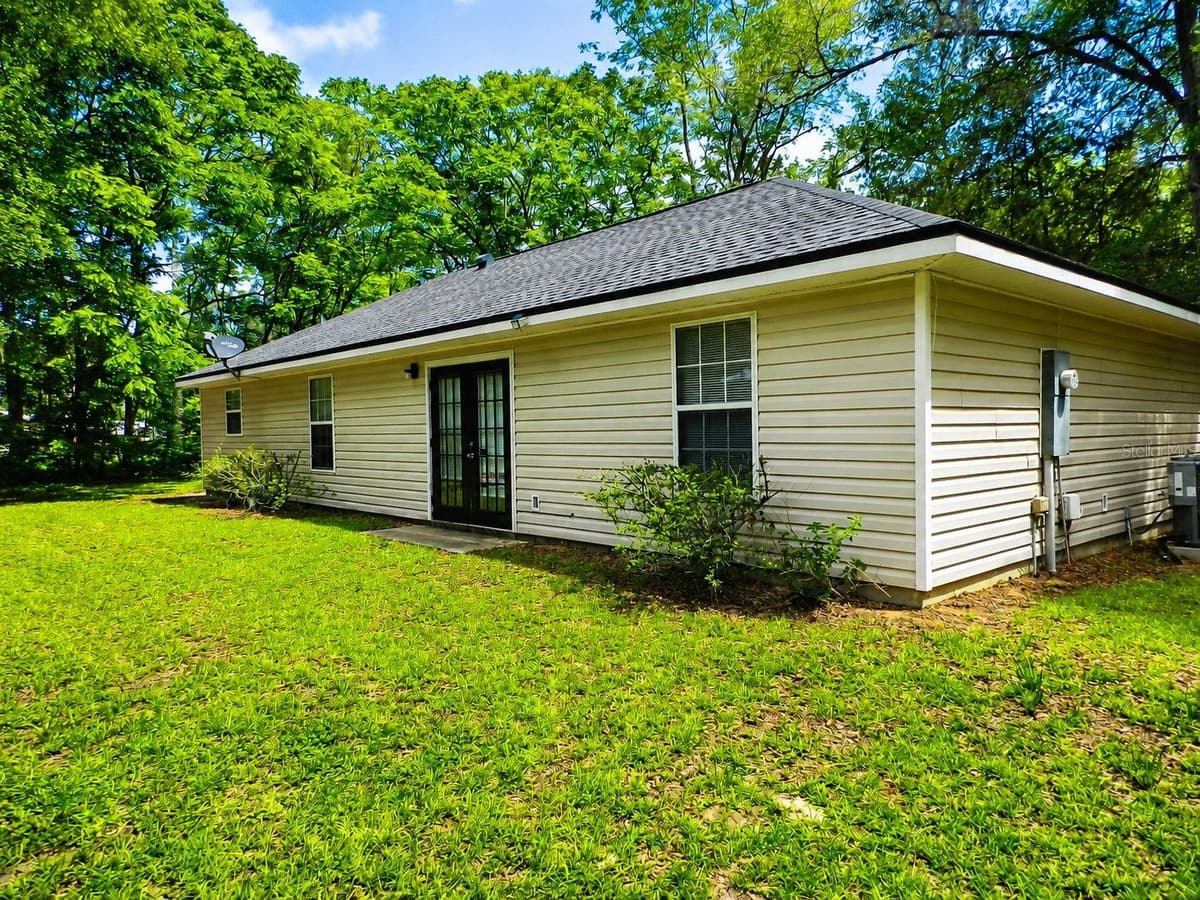 901 PECAN STREET — photo 26 of 26