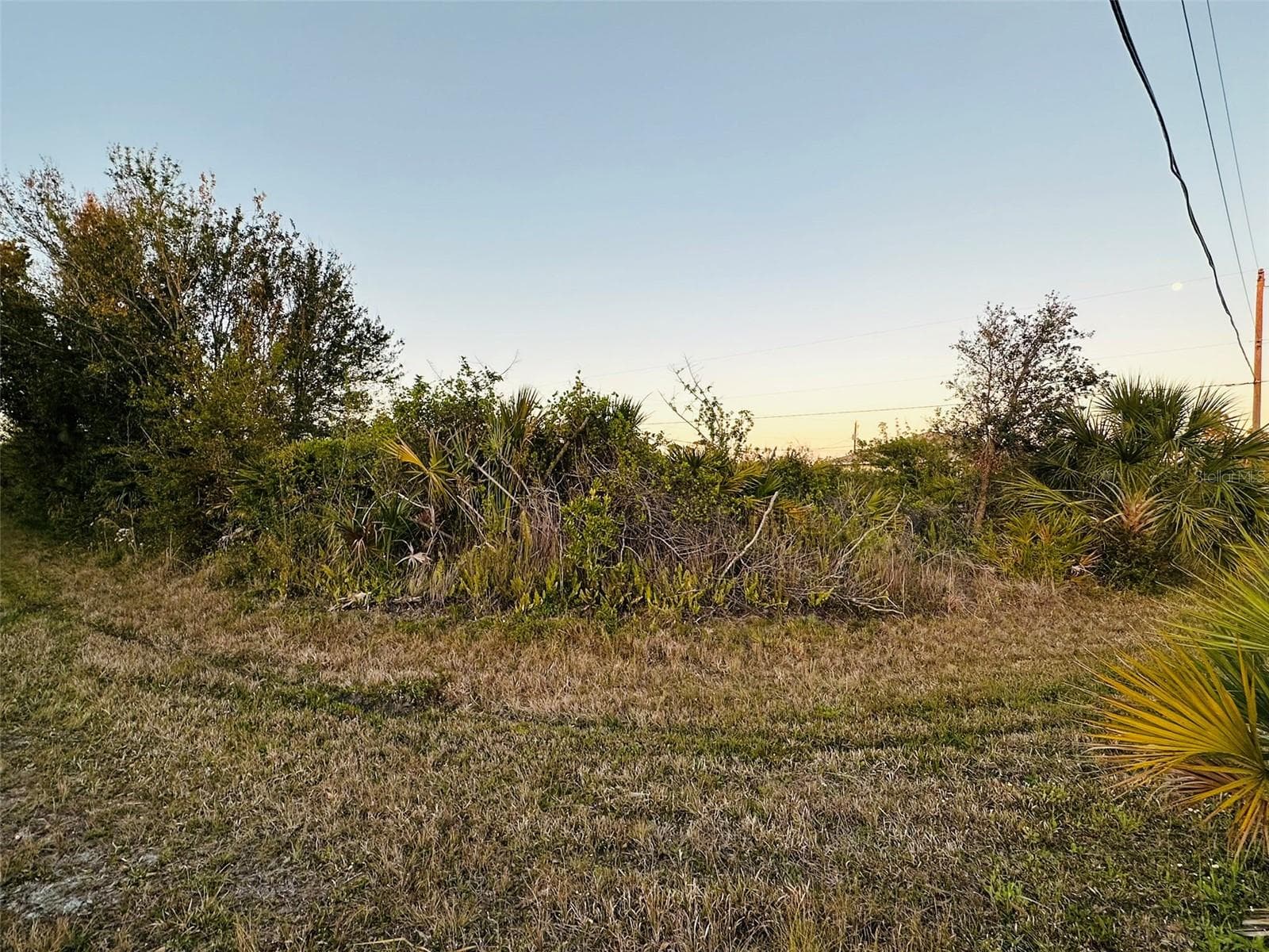 12204 ZITTLE AVENUE — photo 7 of 21