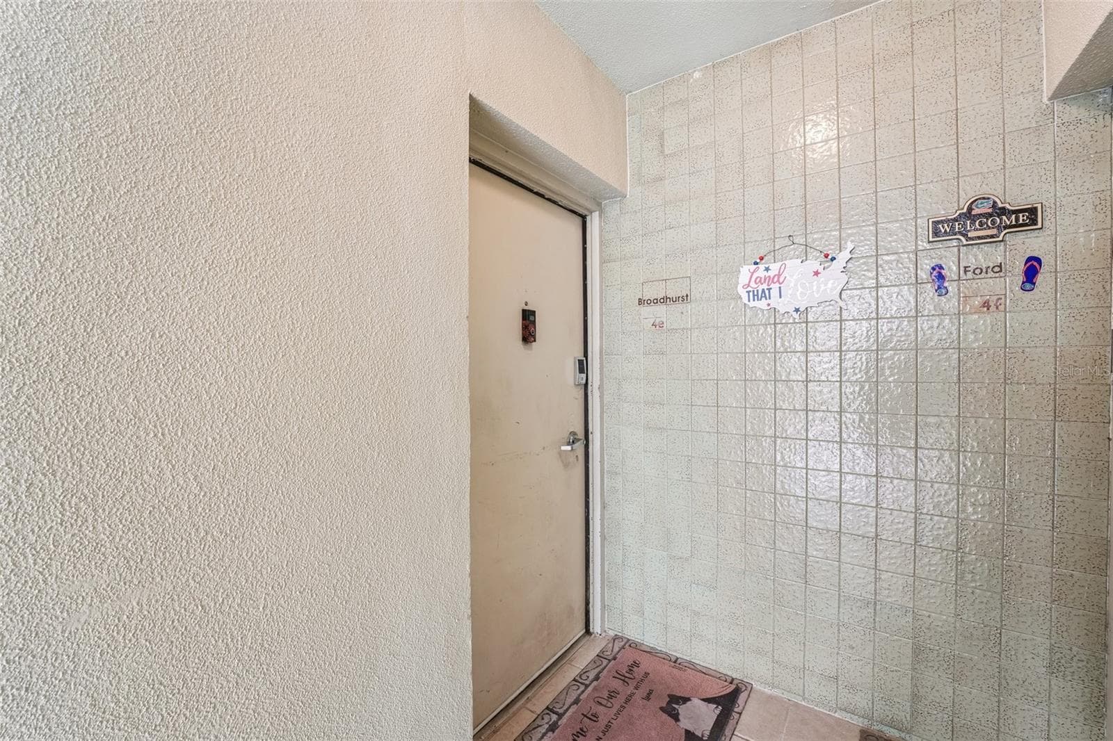 1717 23RD AVENUE — photo 3 of 50