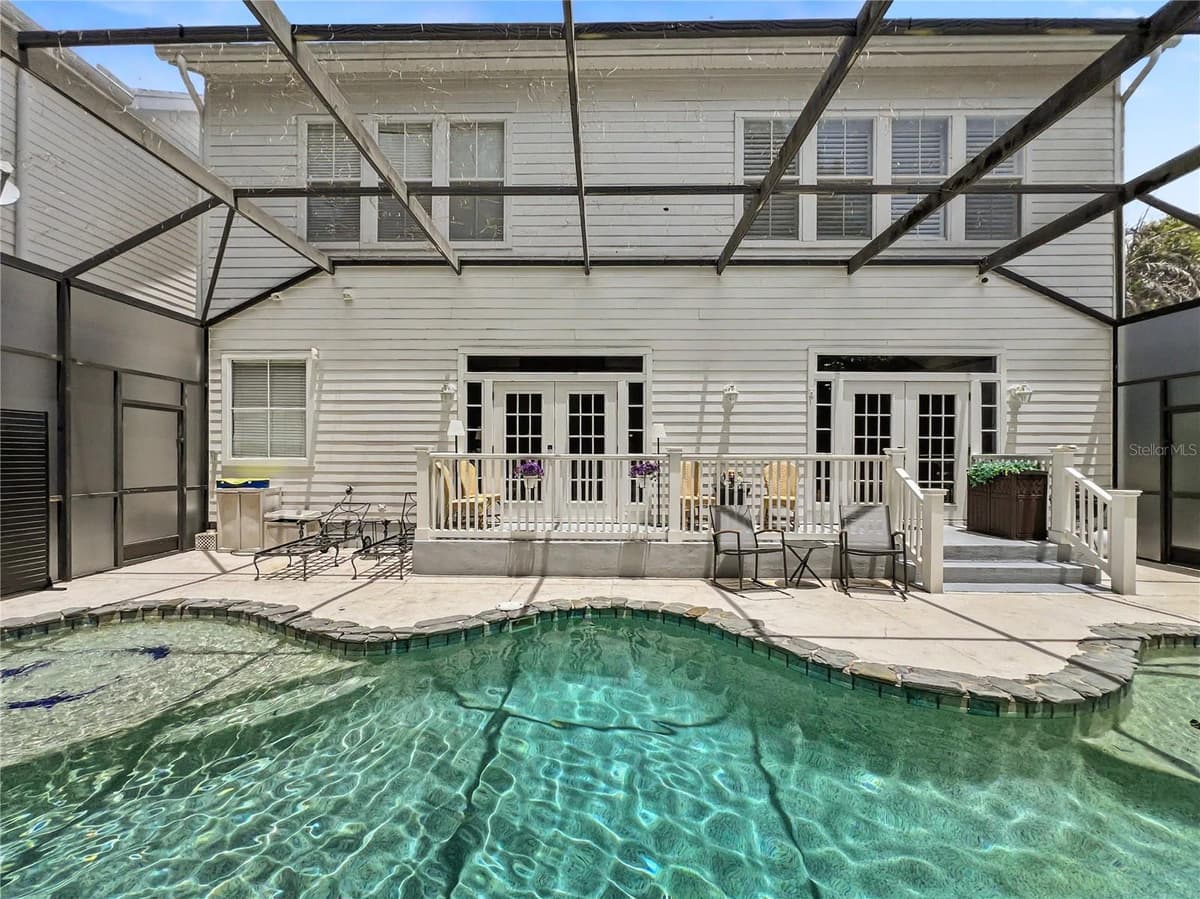 816 RUNNER OAK STREET — photo 9 of 35