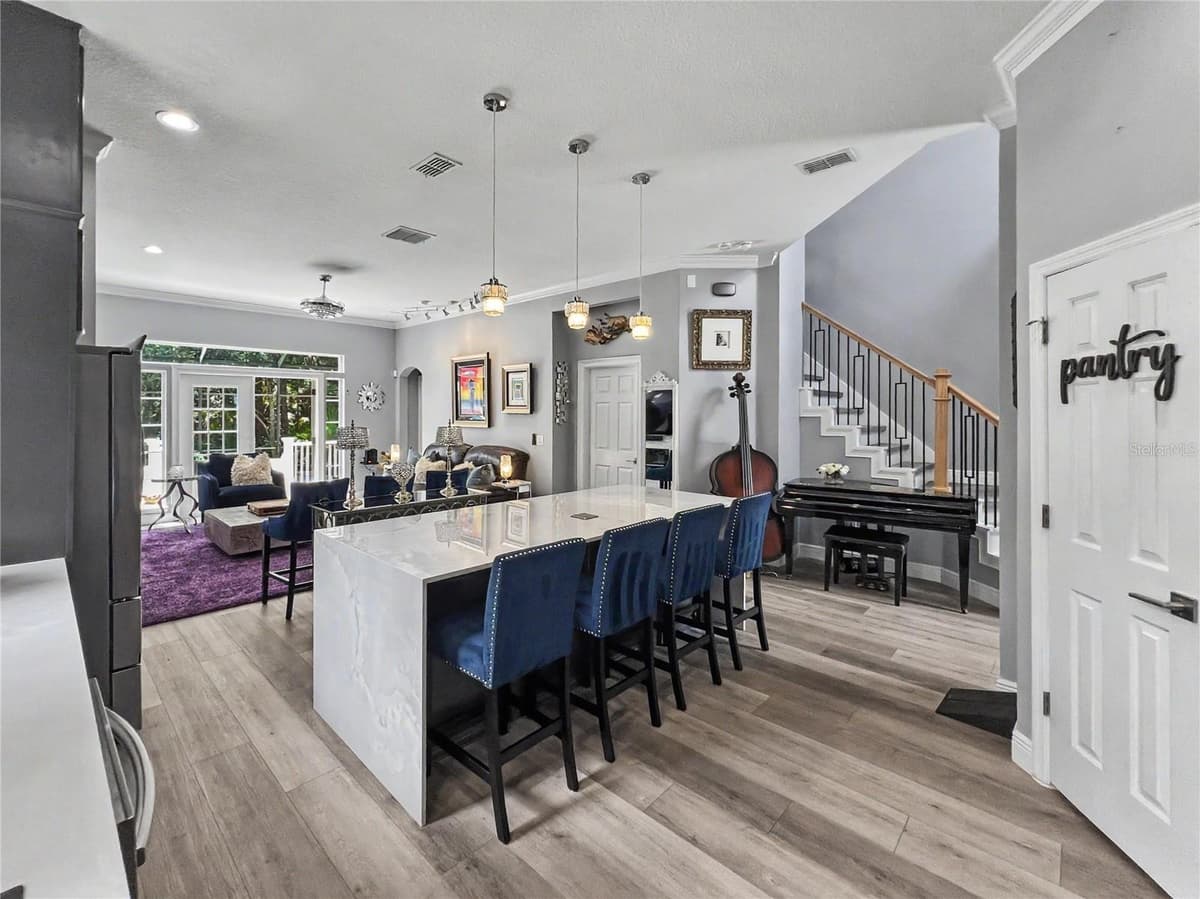 816 RUNNER OAK STREET — photo 27 of 35