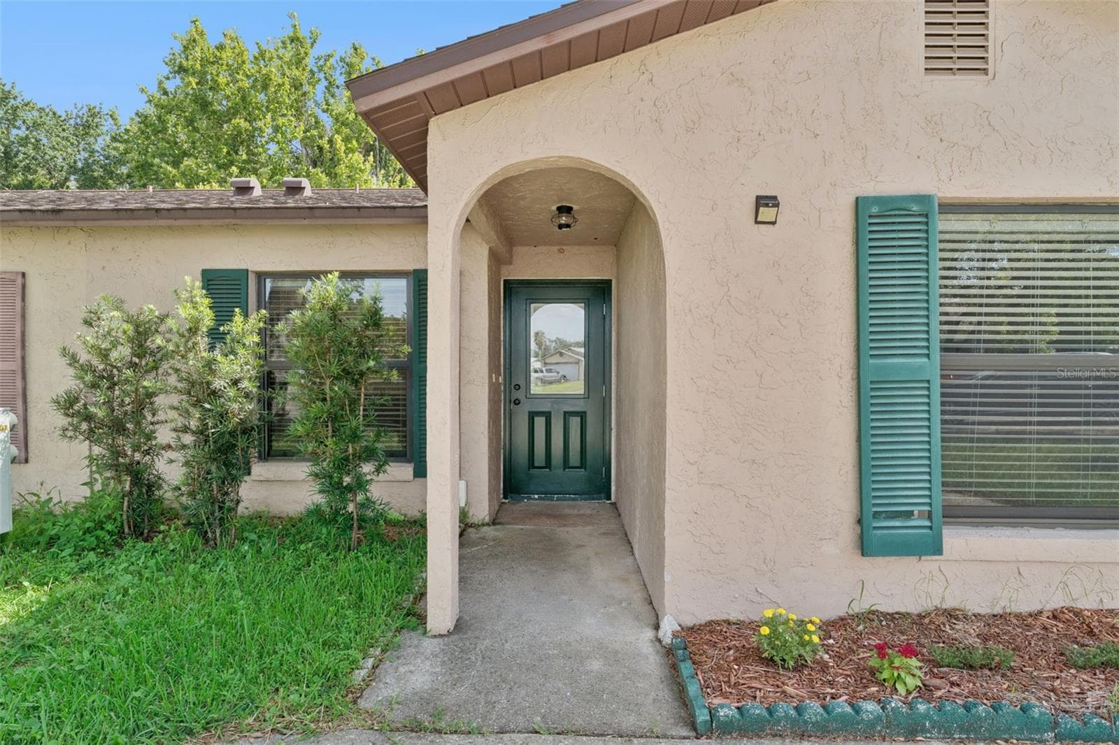 1575 BUNKER HILL COURT — photo 3 of 34