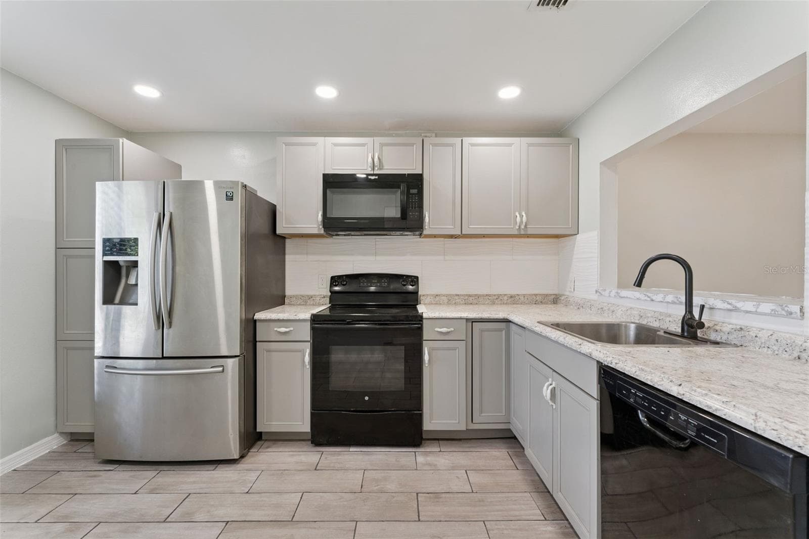 1575 BUNKER HILL COURT — photo 11 of 34
