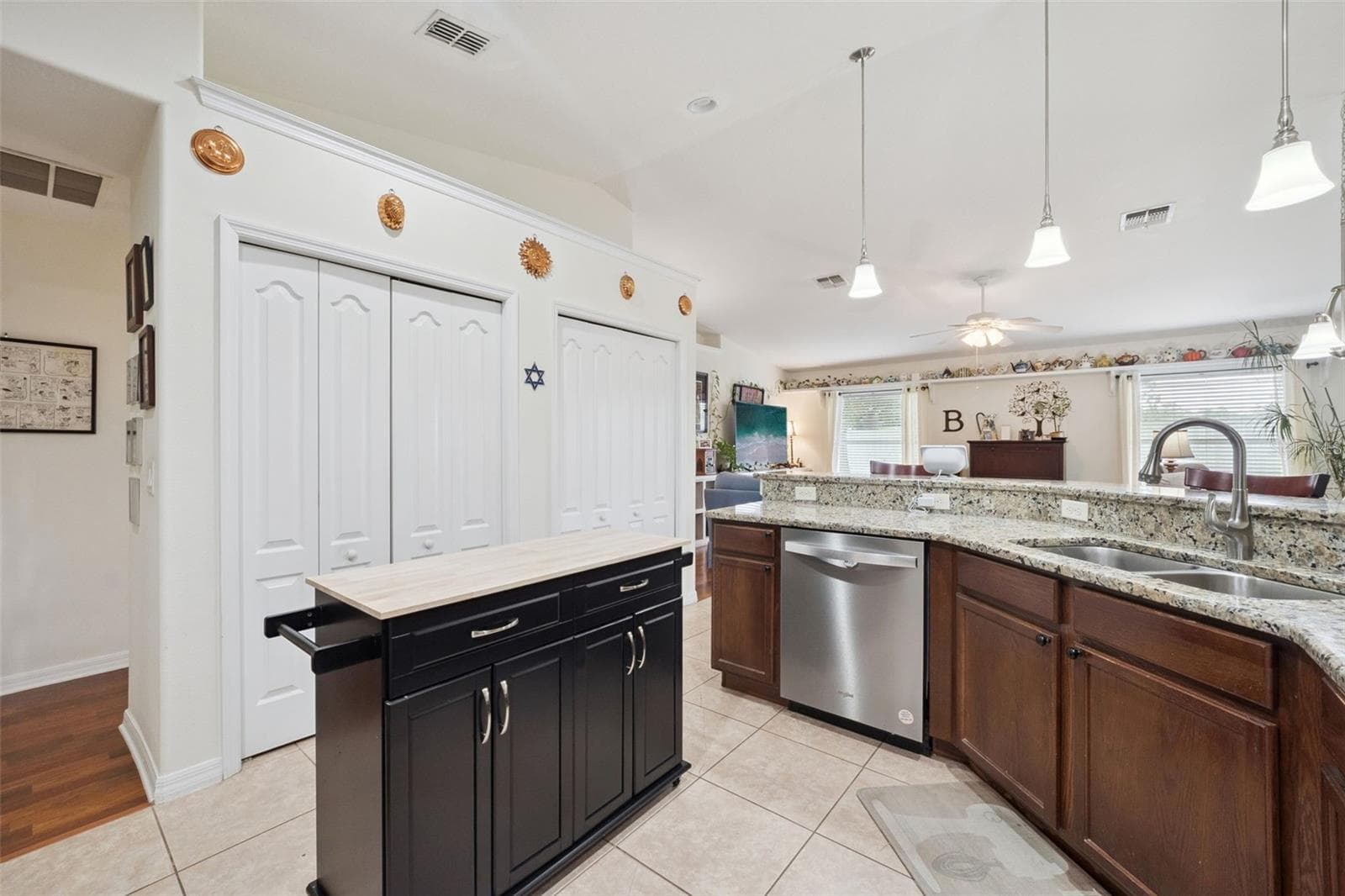 2243 WOLF RIDGE LANE — photo 25 of 57