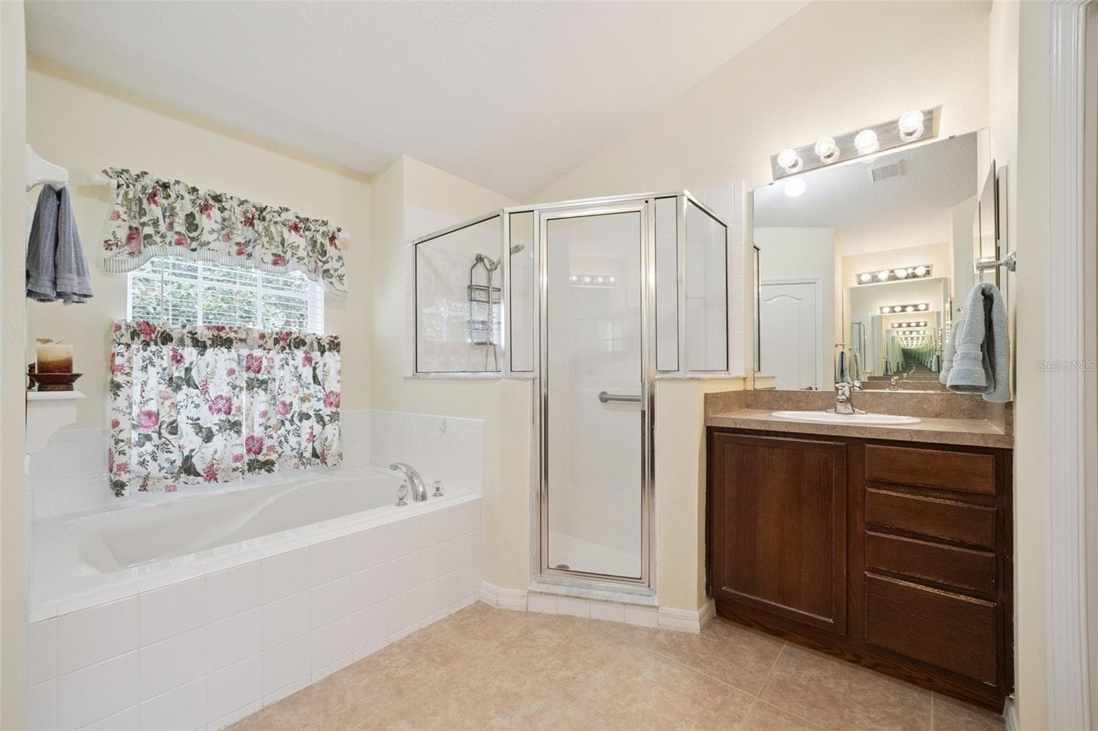 2243 WOLF RIDGE LANE — photo 32 of 57