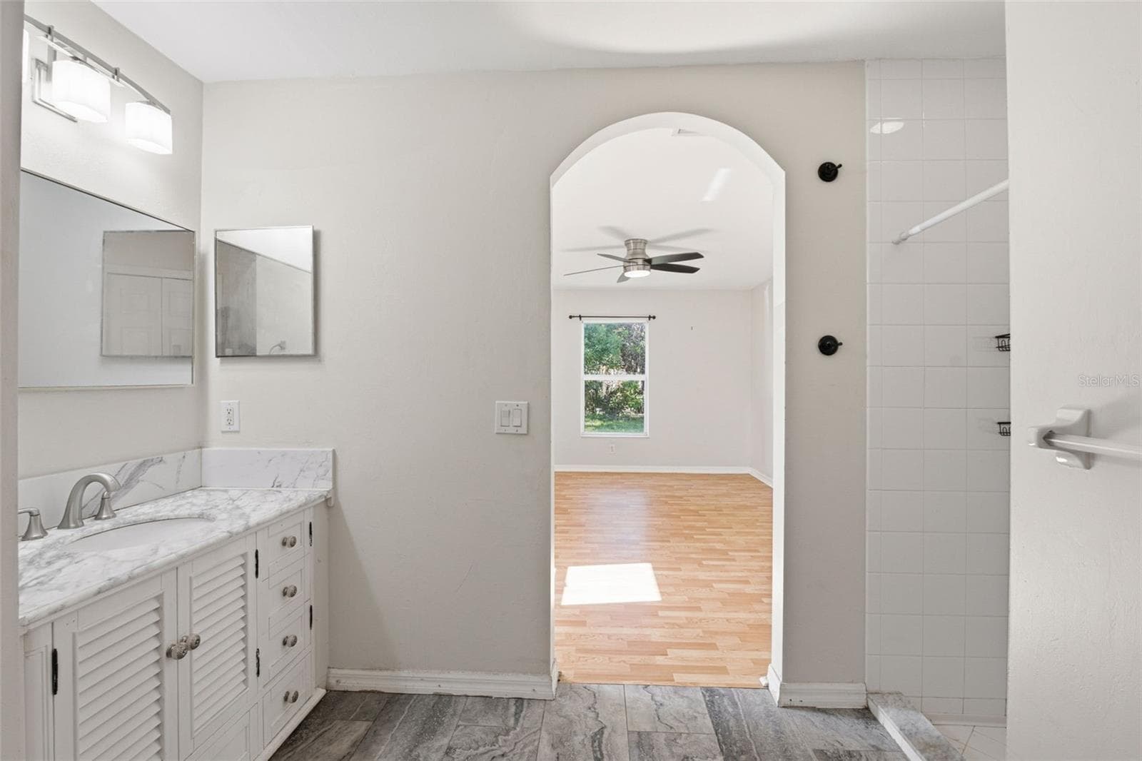 4171 MAGENTA AVENUE — photo 26 of 43