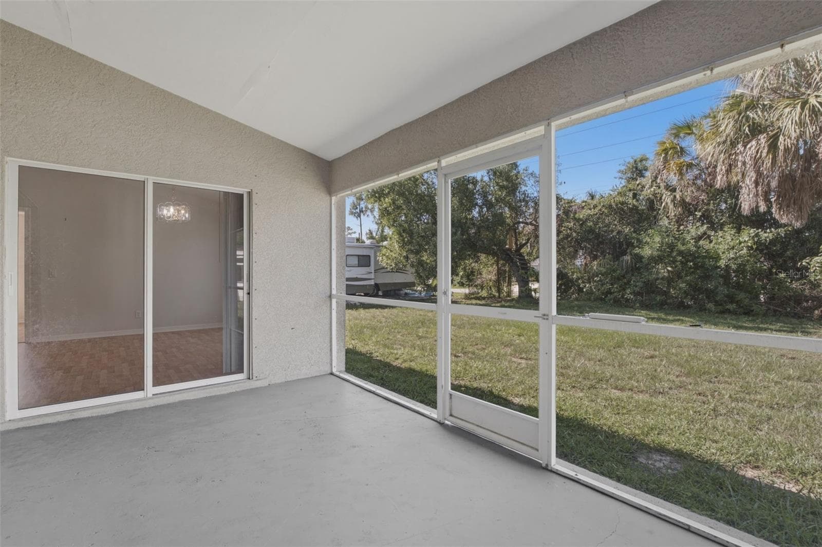 4171 MAGENTA AVENUE — photo 39 of 43