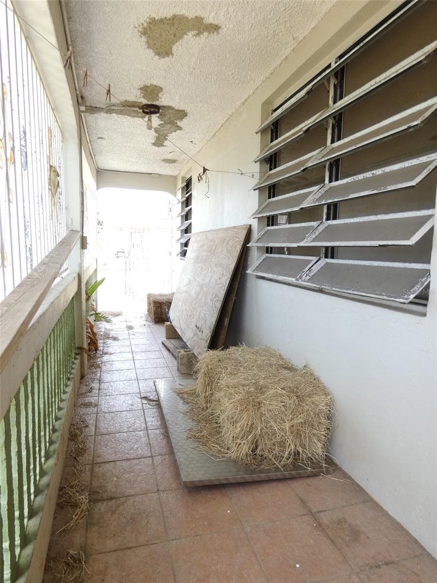 491 CALLE GLADIOLA — photo 5 of 26
