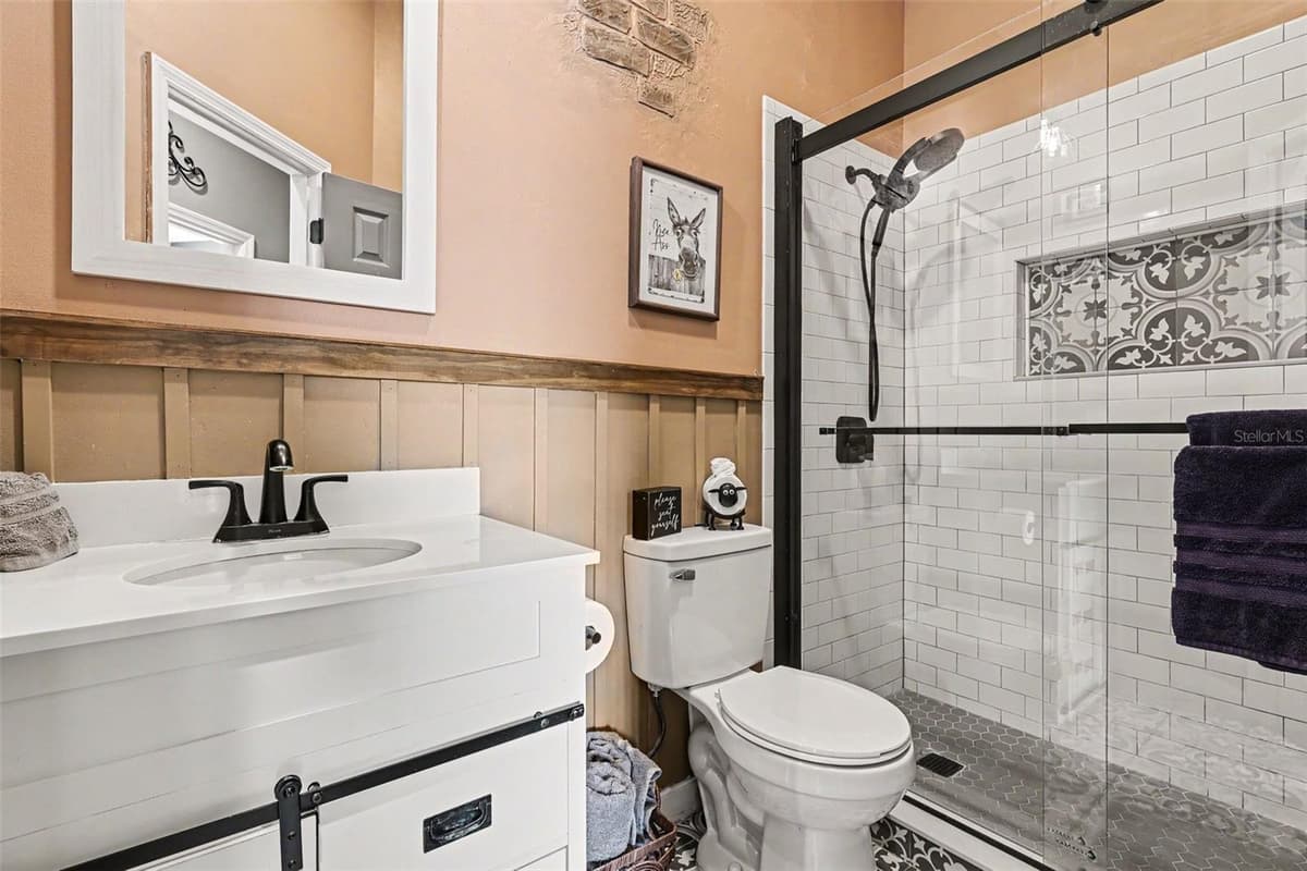 663 SHERIDAN WOODS DR — photo 21 of 30