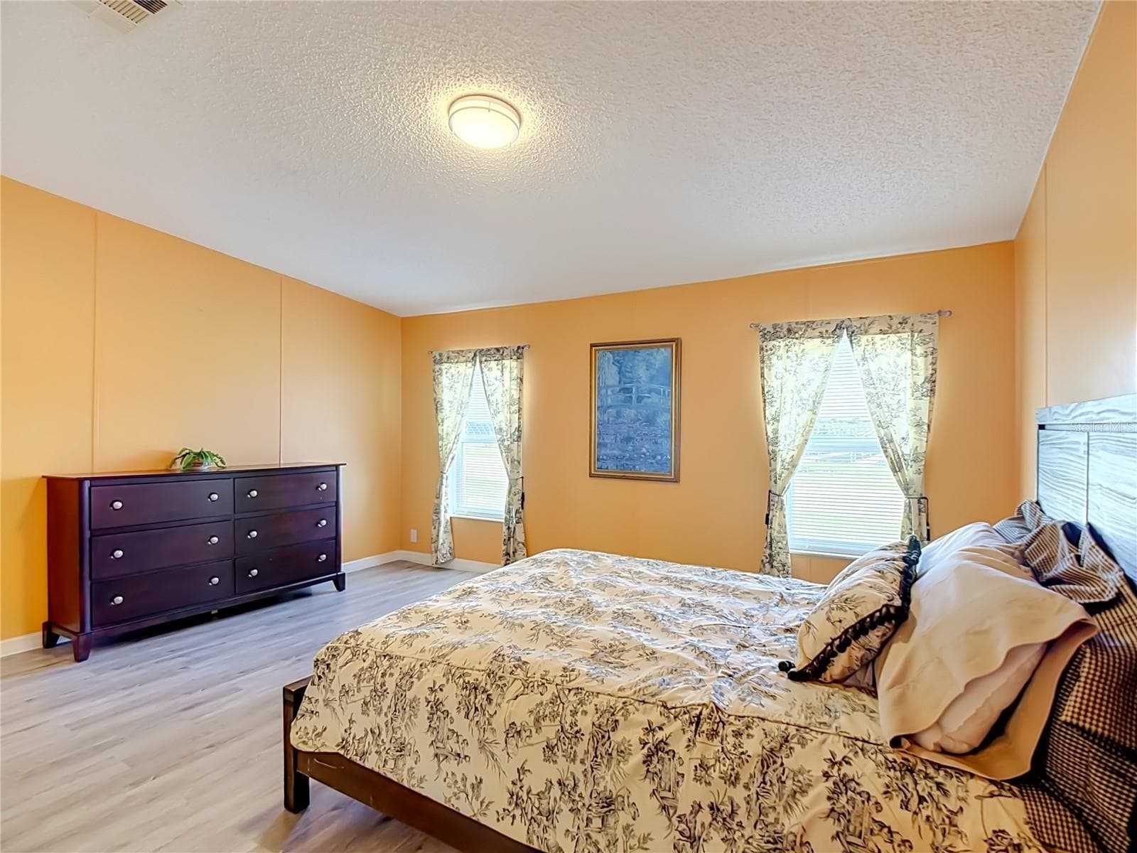 202 WAVERLY LOOP — photo 16 of 33