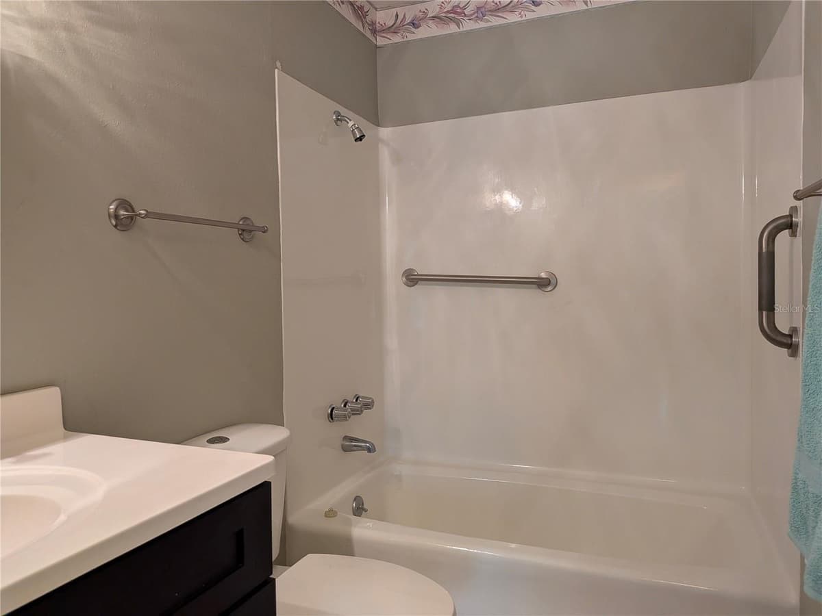 2400 FOREST DRIVE — photo 7 of 15