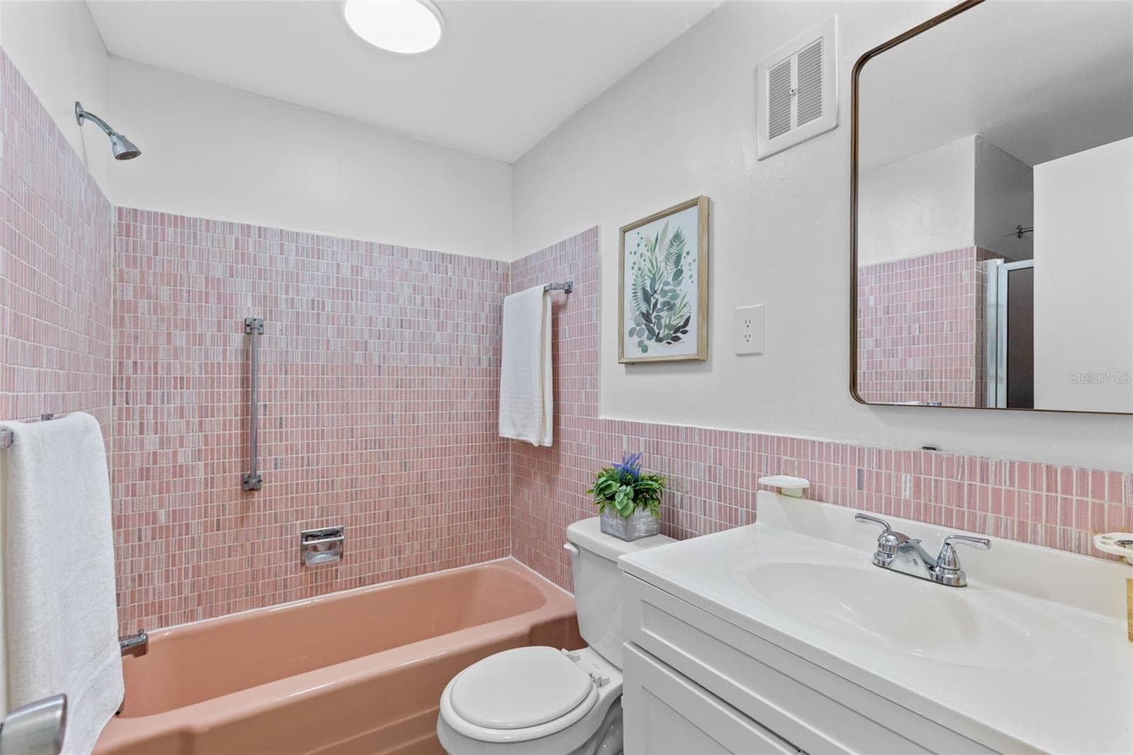 1140 ORLANDO AVENUE — photo 19 of 47