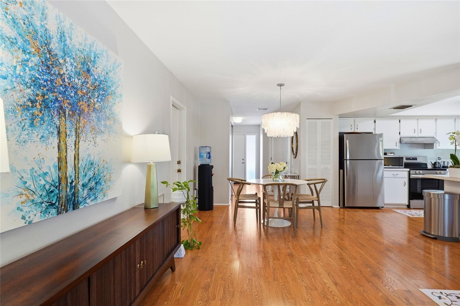 831 HIGHLAND STREET — photo 16 of 55