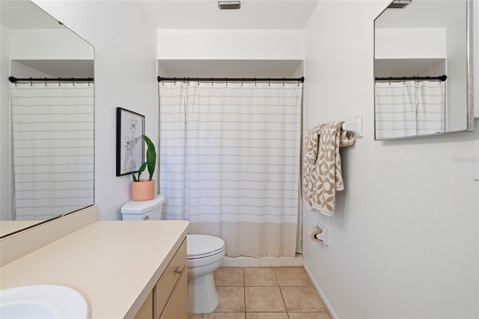 831 HIGHLAND STREET — photo 30 of 55