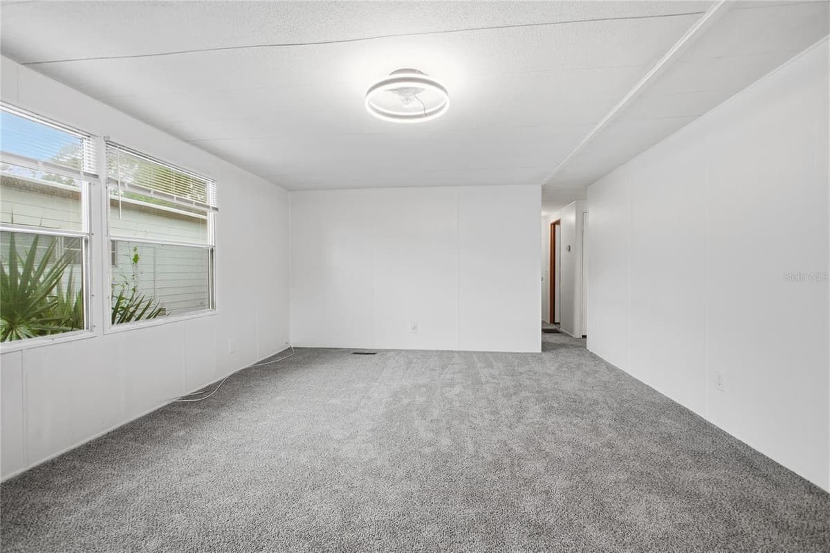 110 MAPLE DRIVE — photo 9 of 40