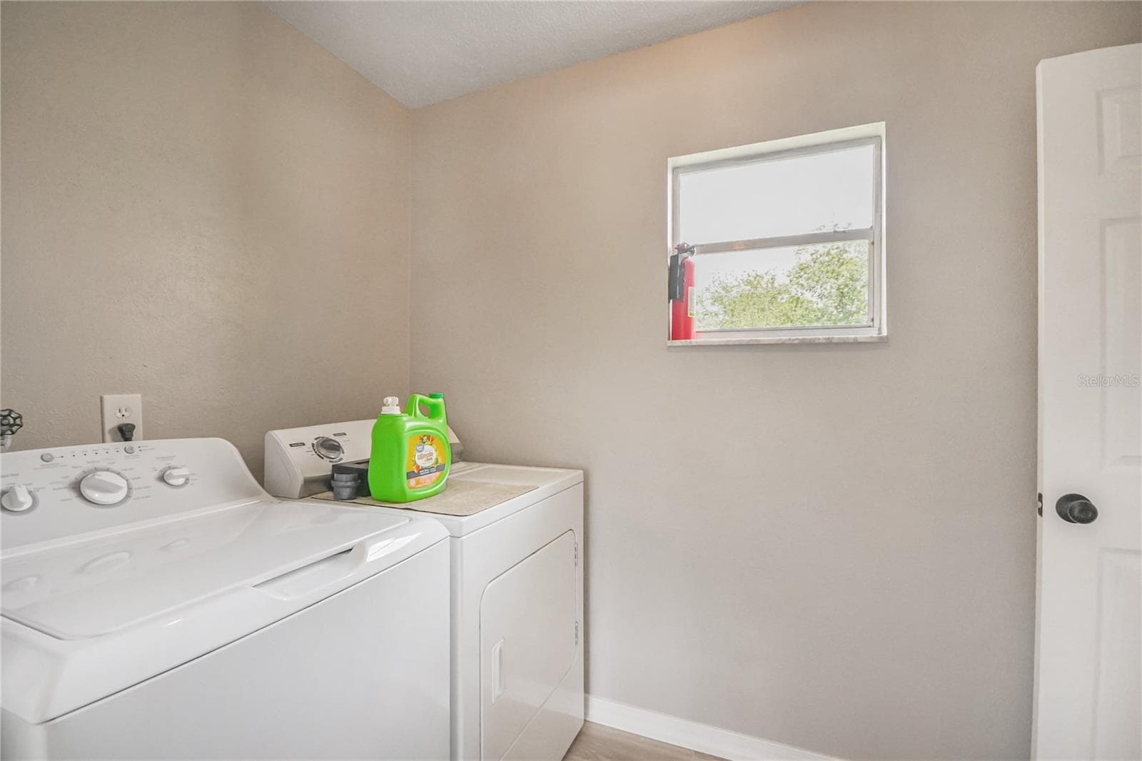 2820 SABAL PALM DRIVE — photo 31 of 44