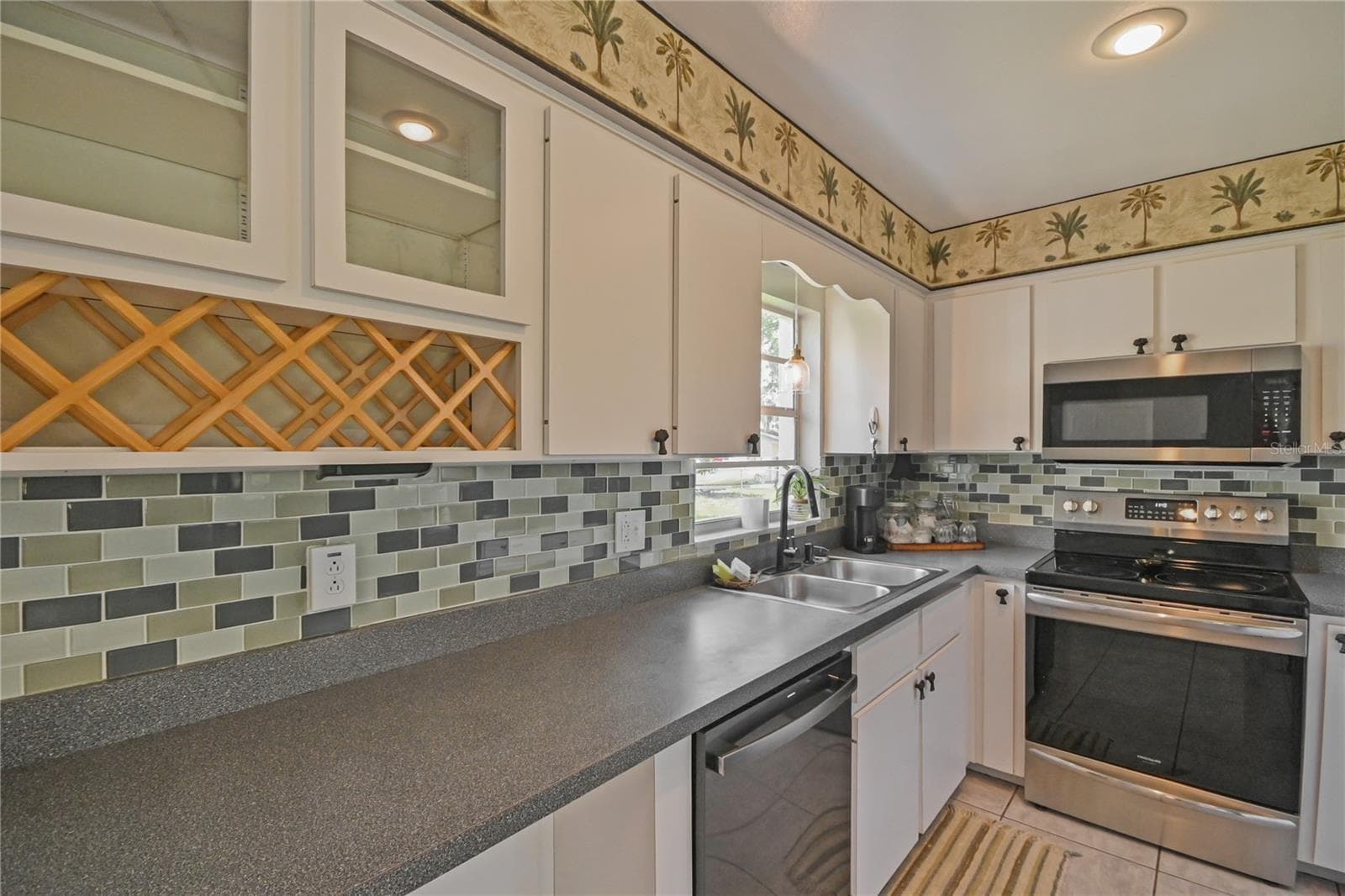 2820 SABAL PALM DRIVE — photo 18 of 44