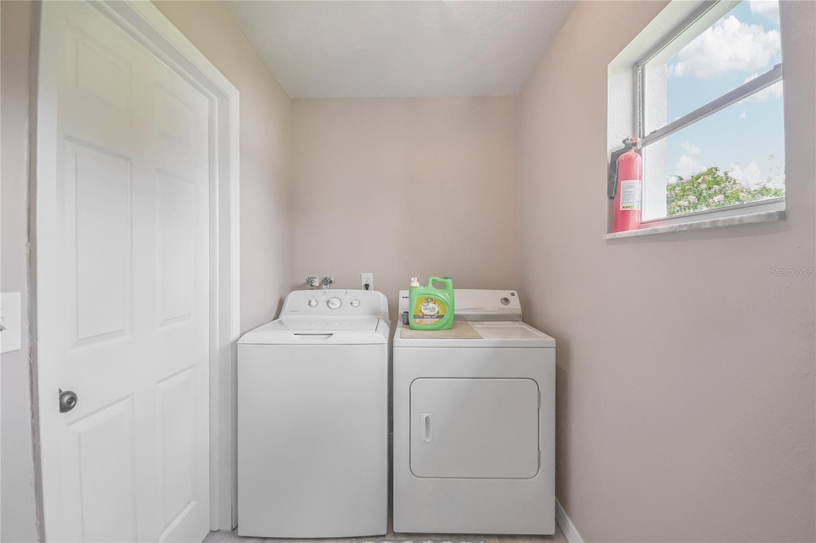 2820 SABAL PALM DRIVE — photo 32 of 44