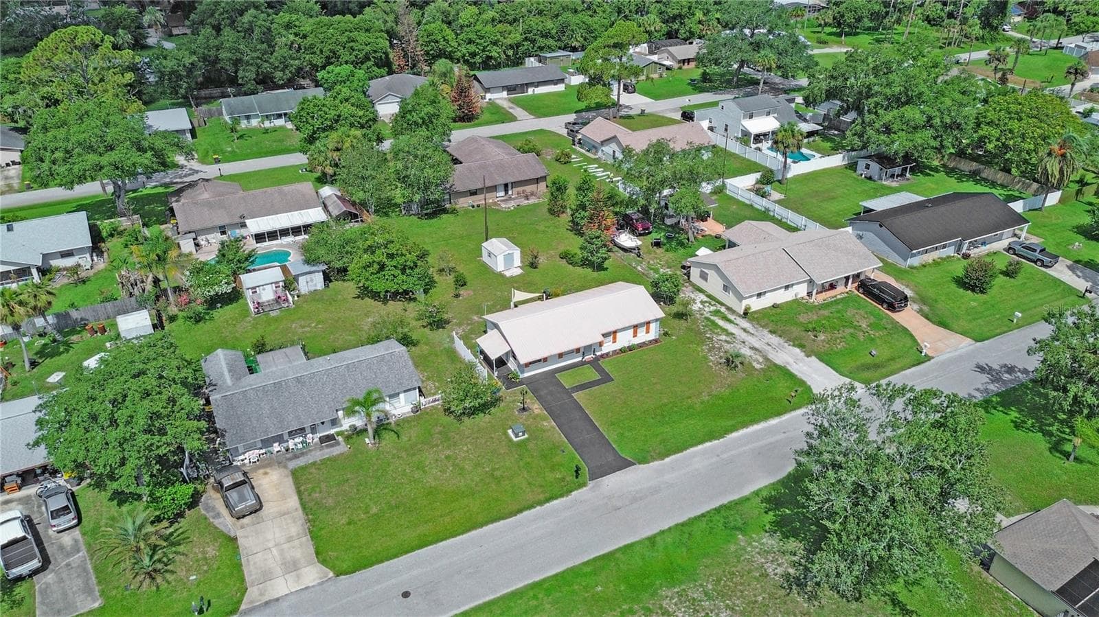 2820 SABAL PALM DRIVE — photo 2 of 44