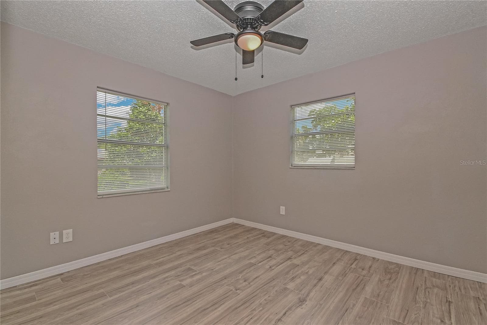 2820 SABAL PALM DRIVE — photo 27 of 44