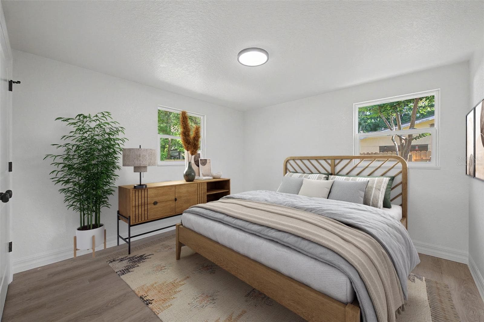 7203 URSULA AVENUE — photo 12 of 28