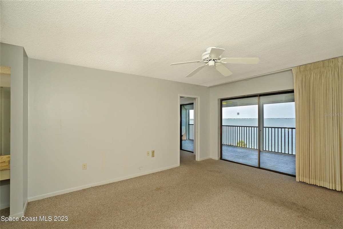 3799 BANANA RIVER BOULEVARD — photo 12 of 33