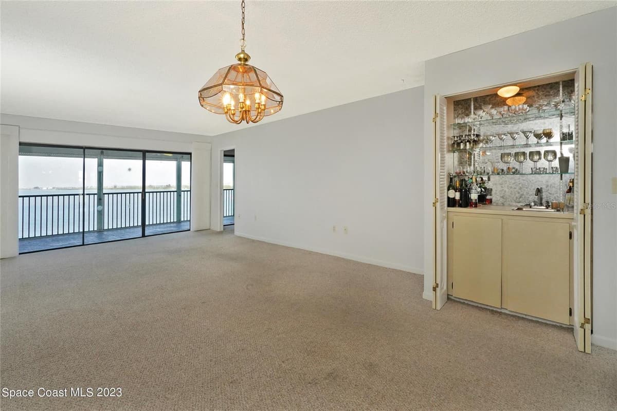 3799 BANANA RIVER BOULEVARD — photo 8 of 33