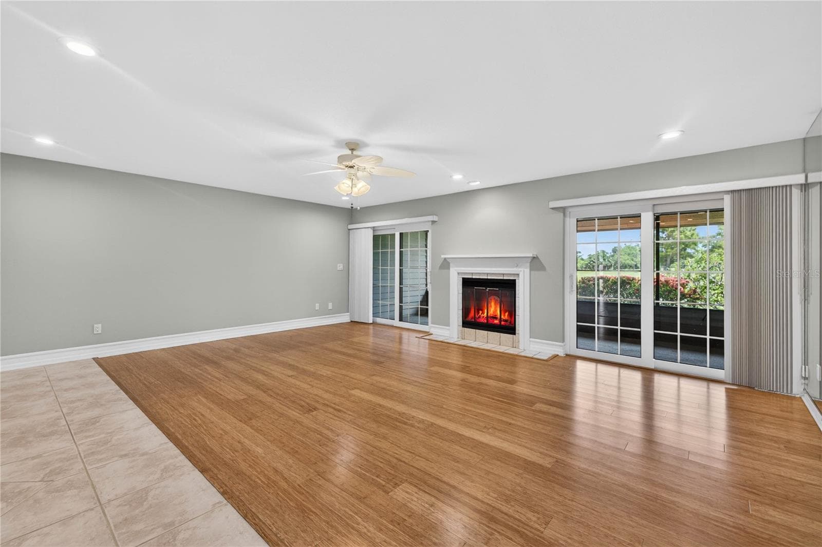 9050 PARK BOULEVARD — photo 7 of 35