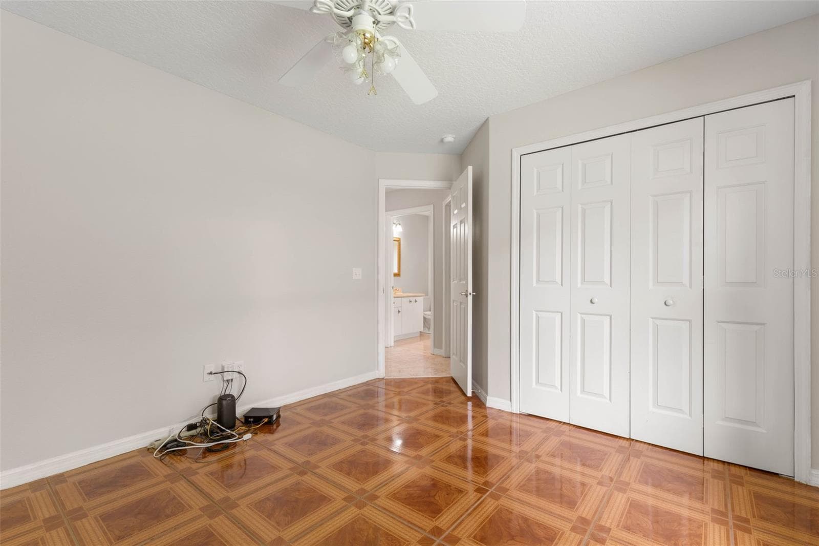 22 IBIS COURT — photo 43 of 77