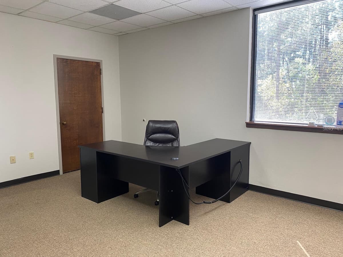 1200 STATE ROAD 434 — photo 1 of 2