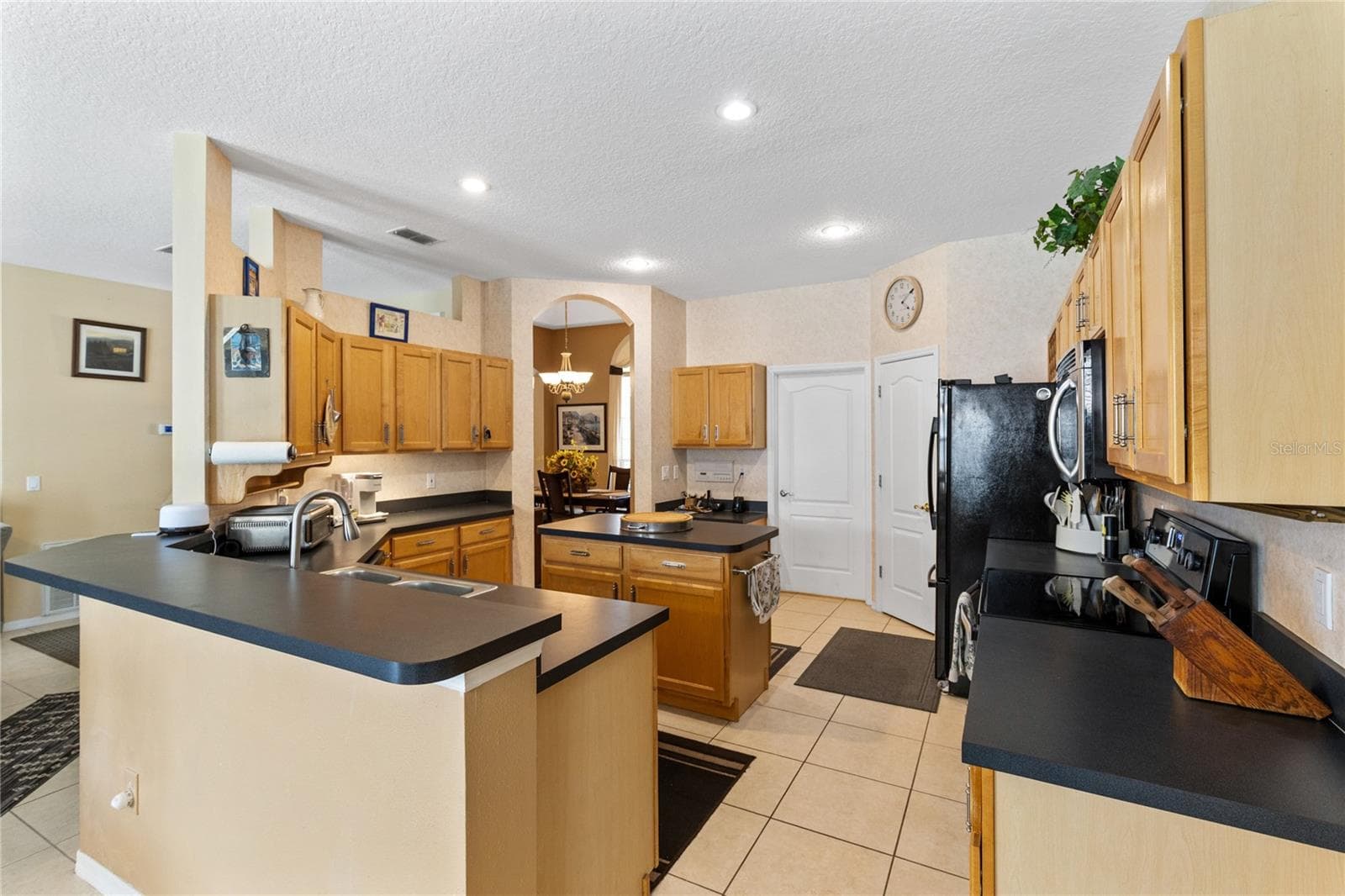 3670 HALF MOON DRIVE — photo 13 of 34