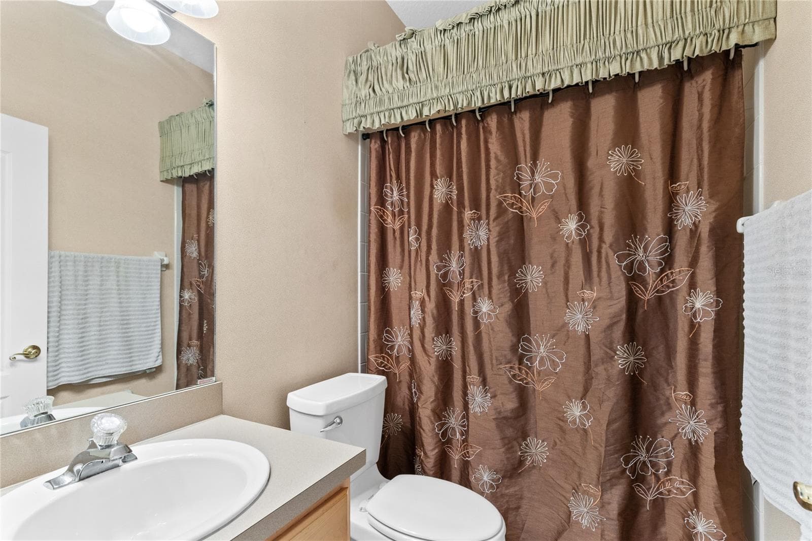 3670 HALF MOON DRIVE — photo 21 of 34